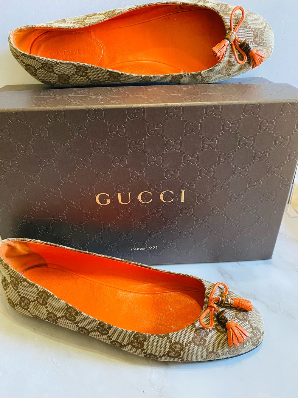 🛍️Gucci Authentic GG Canvas Ballet Flats with Orange Trim & Tassels Vintage 2015